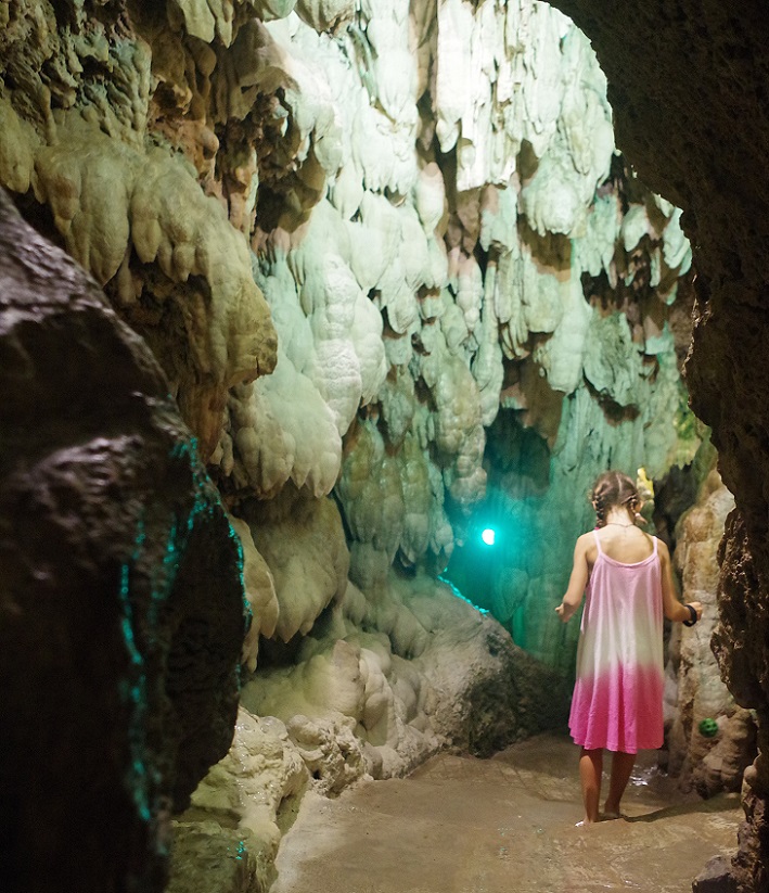 cueva de la cascada de Edessa, Grecia