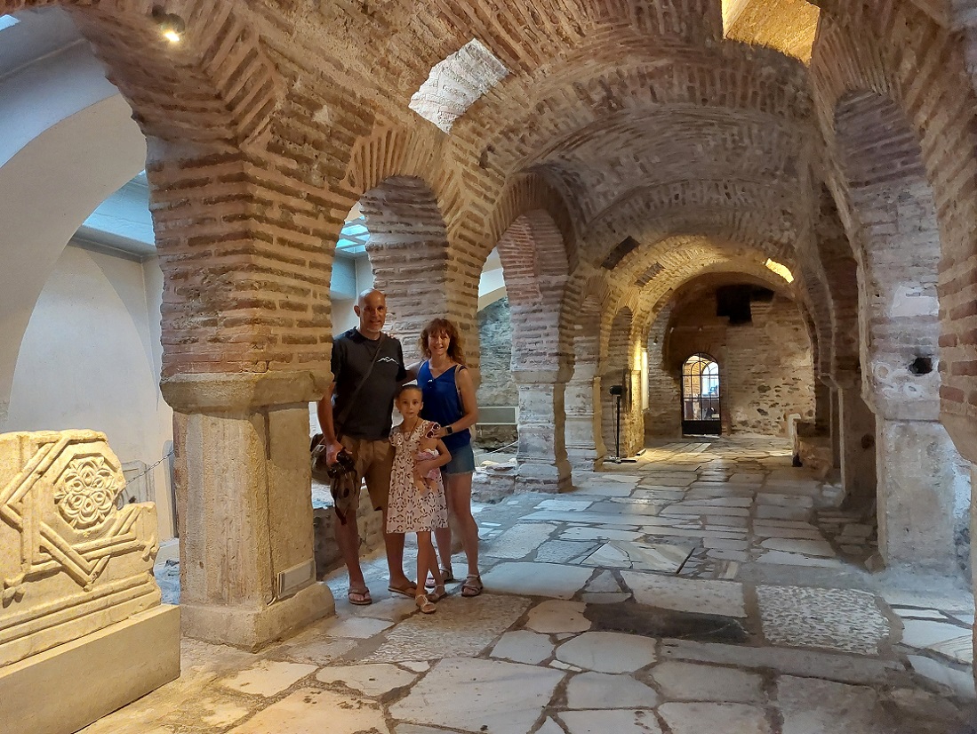 cripta de la iglesia bizantina de San Demetrio, Tesalonica, Grecia